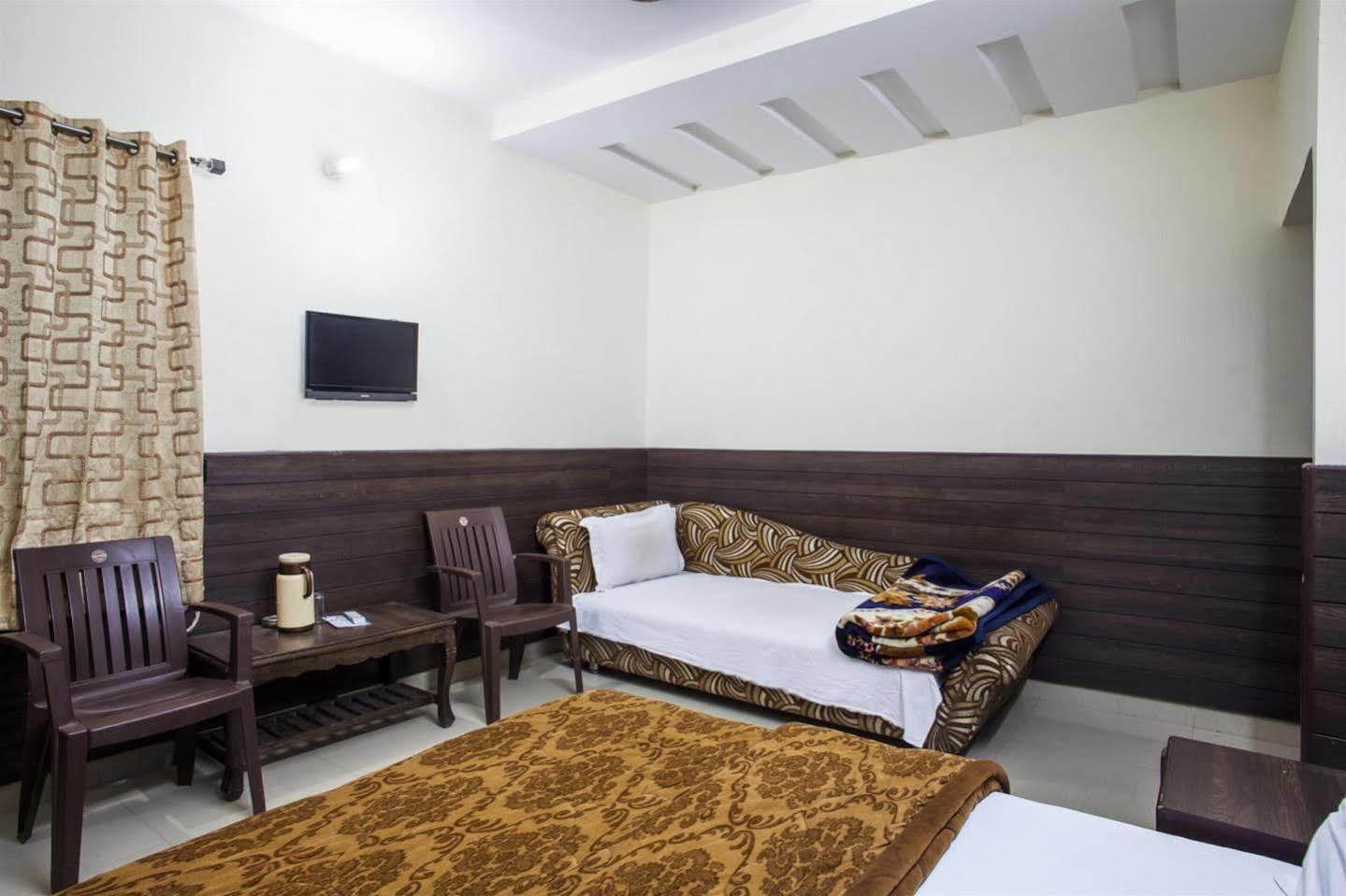 Hotel Gs Paradise Amritsar Dış mekan fotoğraf
