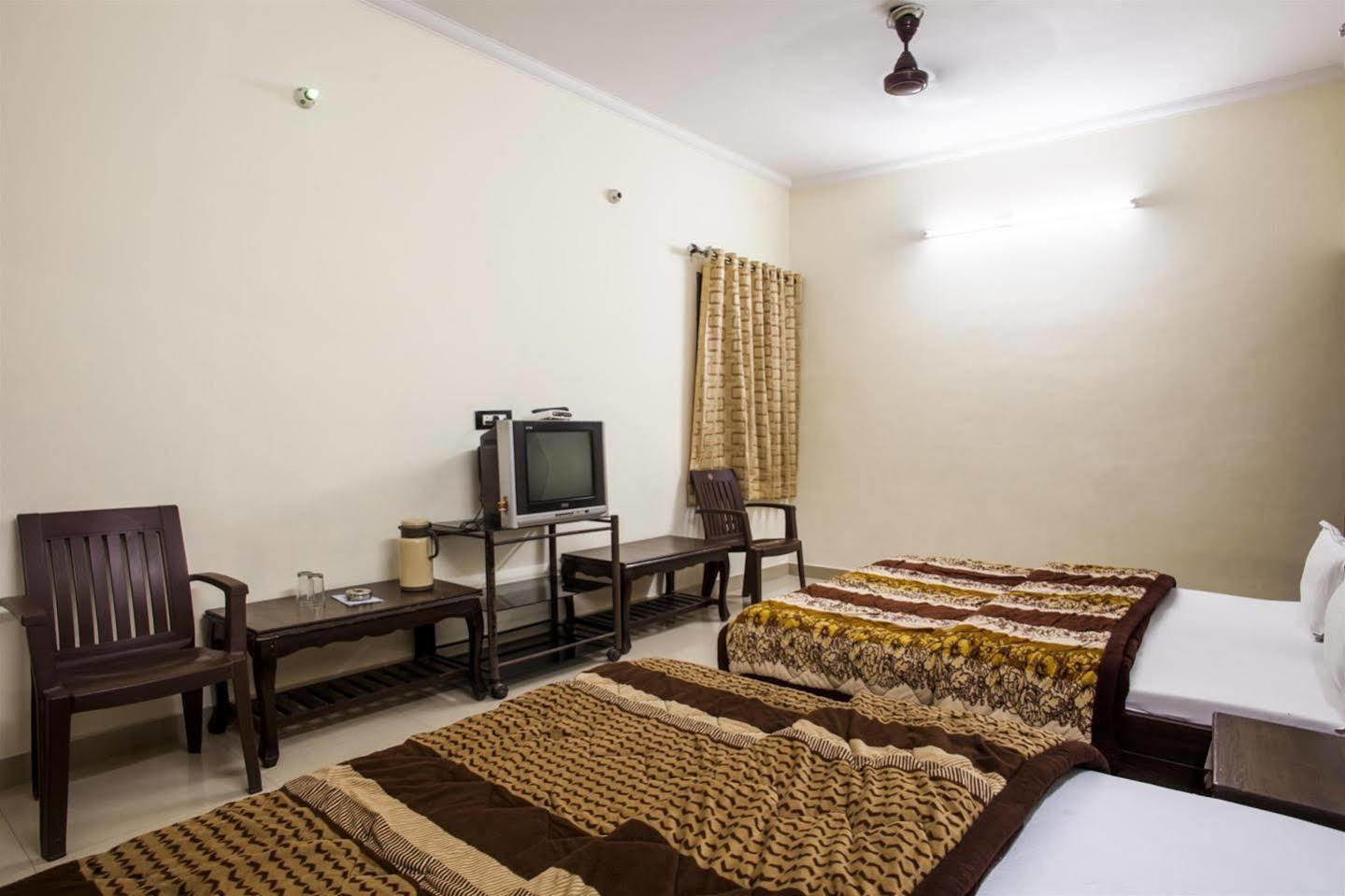 Hotel Gs Paradise Amritsar Dış mekan fotoğraf
