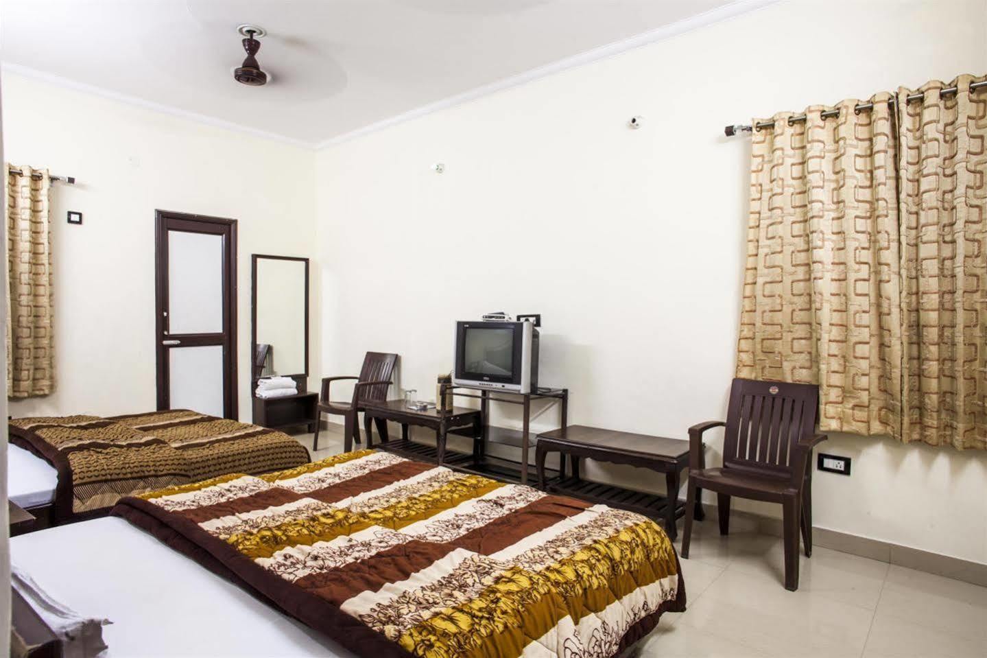 Hotel Gs Paradise Amritsar Dış mekan fotoğraf
